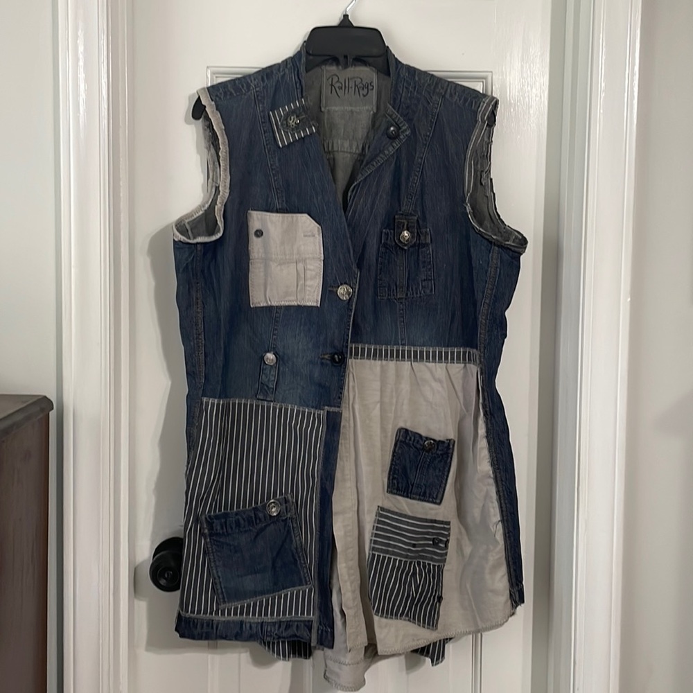 Patchwork Denim Vest with Button Accents - image 2